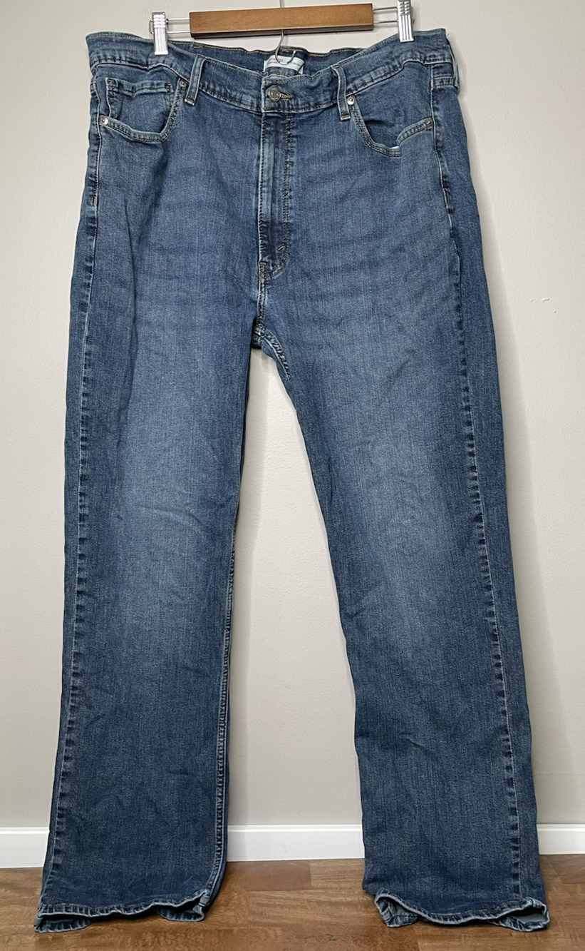 Levi Strauss Signature Straight Jeans Men's 40x32 Medium Wash Stretch Denim